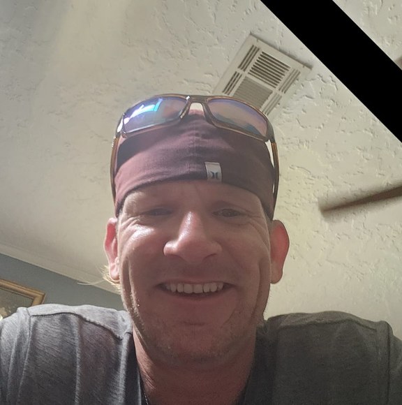 Meet your Posher, Cody - Picture 1 of 1